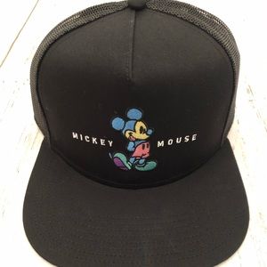 Neff x Disney Mickey Mouse Snap back trucker hat